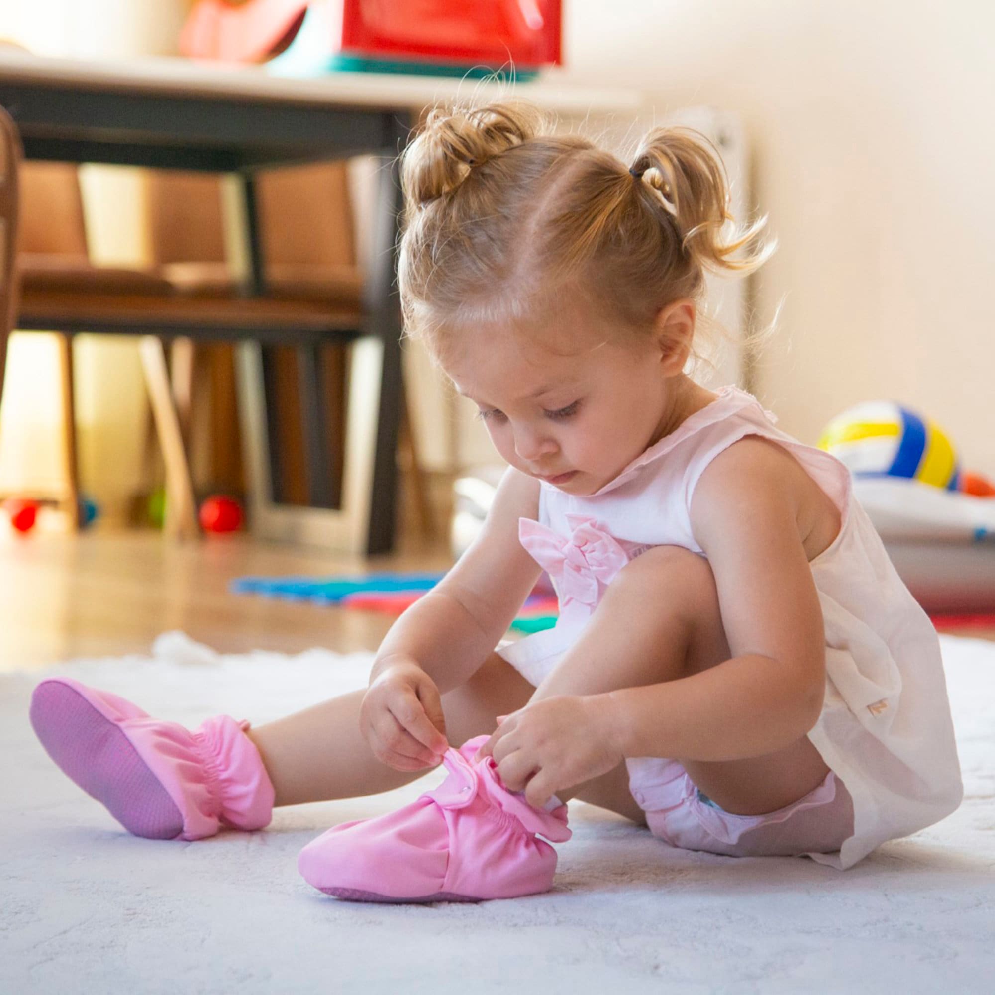 Organic Cotton Baby Booties Non slip Stay on Booties Baby Shoes