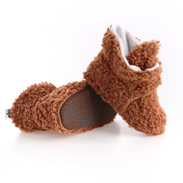 Chaussons bébé peluche marron, chaussons d'hiver bio, chaussons Taba antidérapants, chaussures nouveau-né, bébé fille, cadeau de naissance