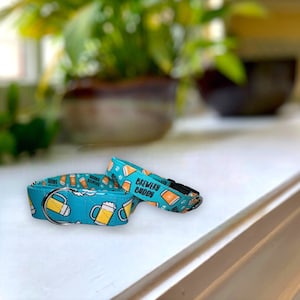 Brasserie Buddy In Blau Hundehalsband - Martingale - Schnellverschluss - Ohne Schnalle - Handgefertigte Hundehalsbänder
