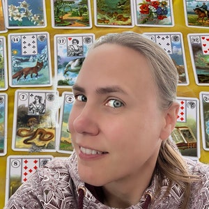 Lecture d'oracle - lecture de cartes lenormand - divination - médium psychique