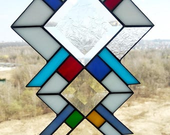 Painel geométrico de vitral – Arte para pendurar na janela (33 x 19 cm)