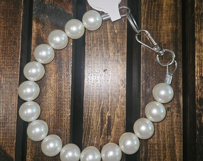 Featured listing image: Pearls 20mm Beads | Pet Necklace