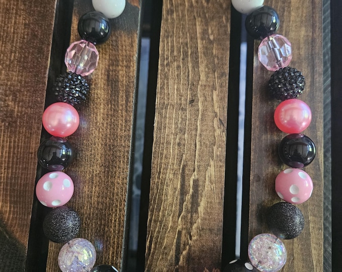 Featured listing image: Pink Cow Beaded Necklace | Pet Necklace