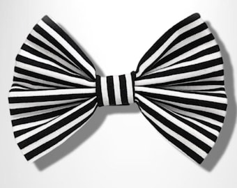 BEETLE BOW TIE - Black And White Stripe Dog Bow Tie - Dog Collar Bow Tie - Dog Collar Accessories - Bow Tie for Dogs - Fashion Pet Bowtie