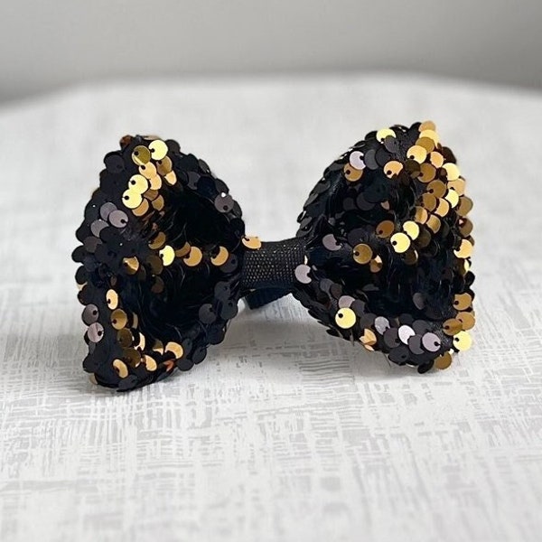 VIXEN BOW TIE - Gold and Black Sequin Dog Bow - Christmas Dog Bow Tie - Reversible Sequin Bow Tie for Dogs - Holiday Dog Collar Bow Tie