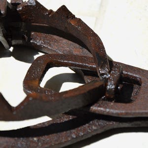 Antique Primitive Iron Blacksmith Hand Forged Wild Animal Trap Unique Collectible Home Decor