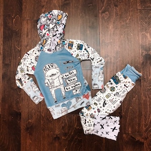 Valentine&#39;s Day 3T-Sz6 Grow With Me Hoodie and Joggers to Leggings “Be Mine” Very Soft Squish Fabric and Bamboo Lycra Set