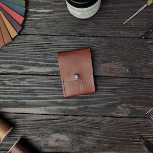 Cartera de cuero hecha a mano / Cartera minimalista fina / Tarjetero de cuero italiano / Regalo para él