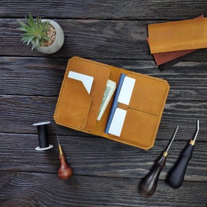 Carteira de viagem de couro – Organizador de passaporte e documentos – Porta-cartões e passagens de couro fino