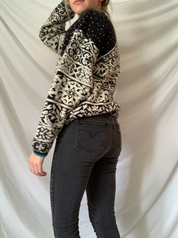 Vintage 1960’s Kitty Hawk ski Sweater, vintage pat