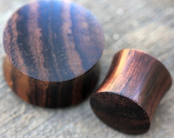 Organic Brown Sono Wood Saddle Plug