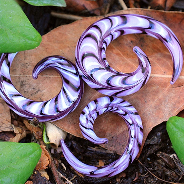 Purple Swirl Spiral Glass Taper