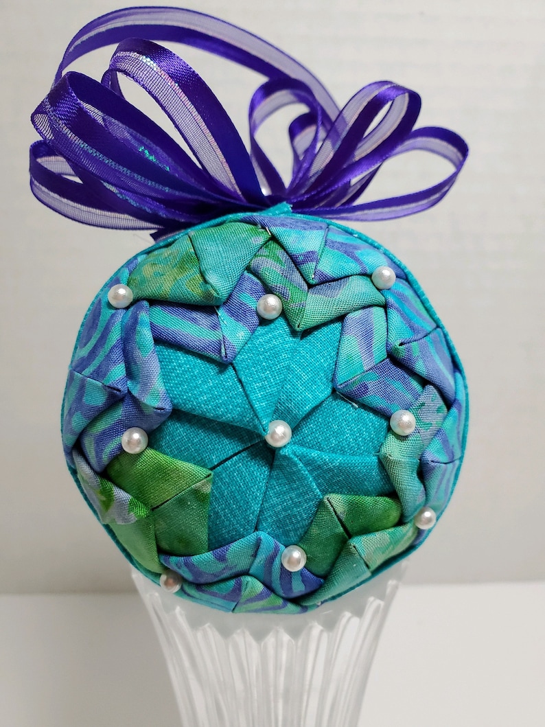 Bubbles Under The Sea No Sew Decorative Ornament