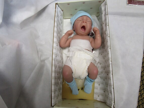 ashton drake newborn