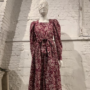 Vintage 1980s Prairie Laura Ashley English Garden Floral Print Puffed Leg of Mutton Sleeve Cotton Folk Smock Dress Romantic
