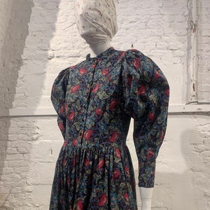 Vintage 1970s/80s Victorian Anastasia Paris Cotton Velvet Botanical Floral Print Cotton Leg Of Mutton Puffed Sleeve Smock Dress