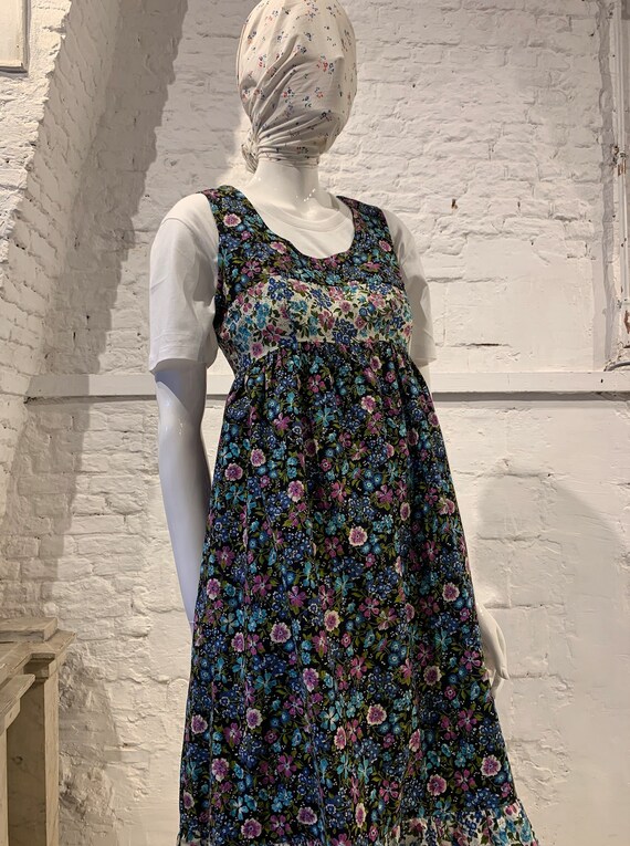 Rare Vintage 1970s Prairie Susie G British Boutique English Garden Cotton Floral Pinafore Ruffle Smock Dress Cottage Core
