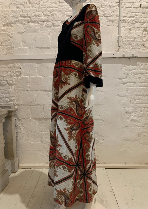 Vintage 1970s paisley prairie maxi dress....Batshe