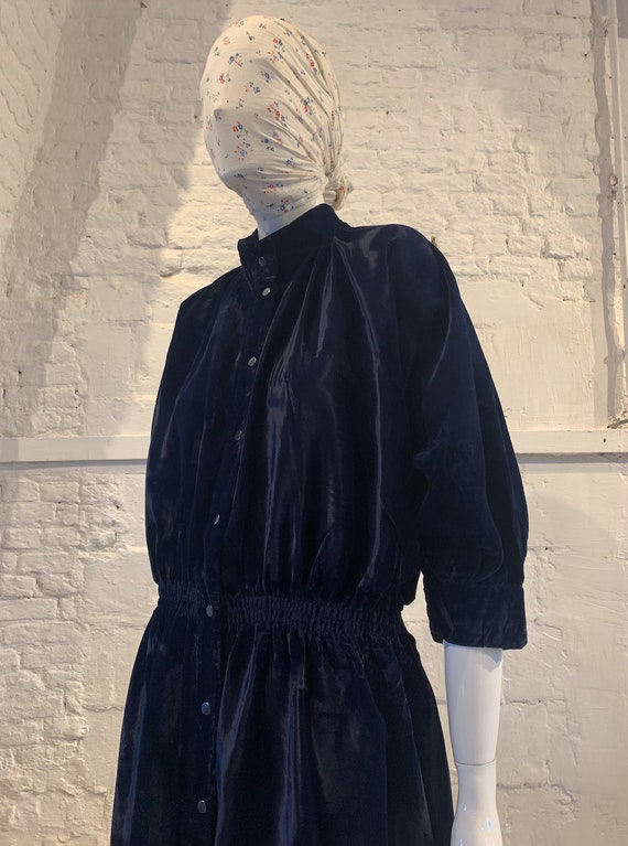 Vintage Vuokko Nurmesniemi Finland Navy Blue Velv