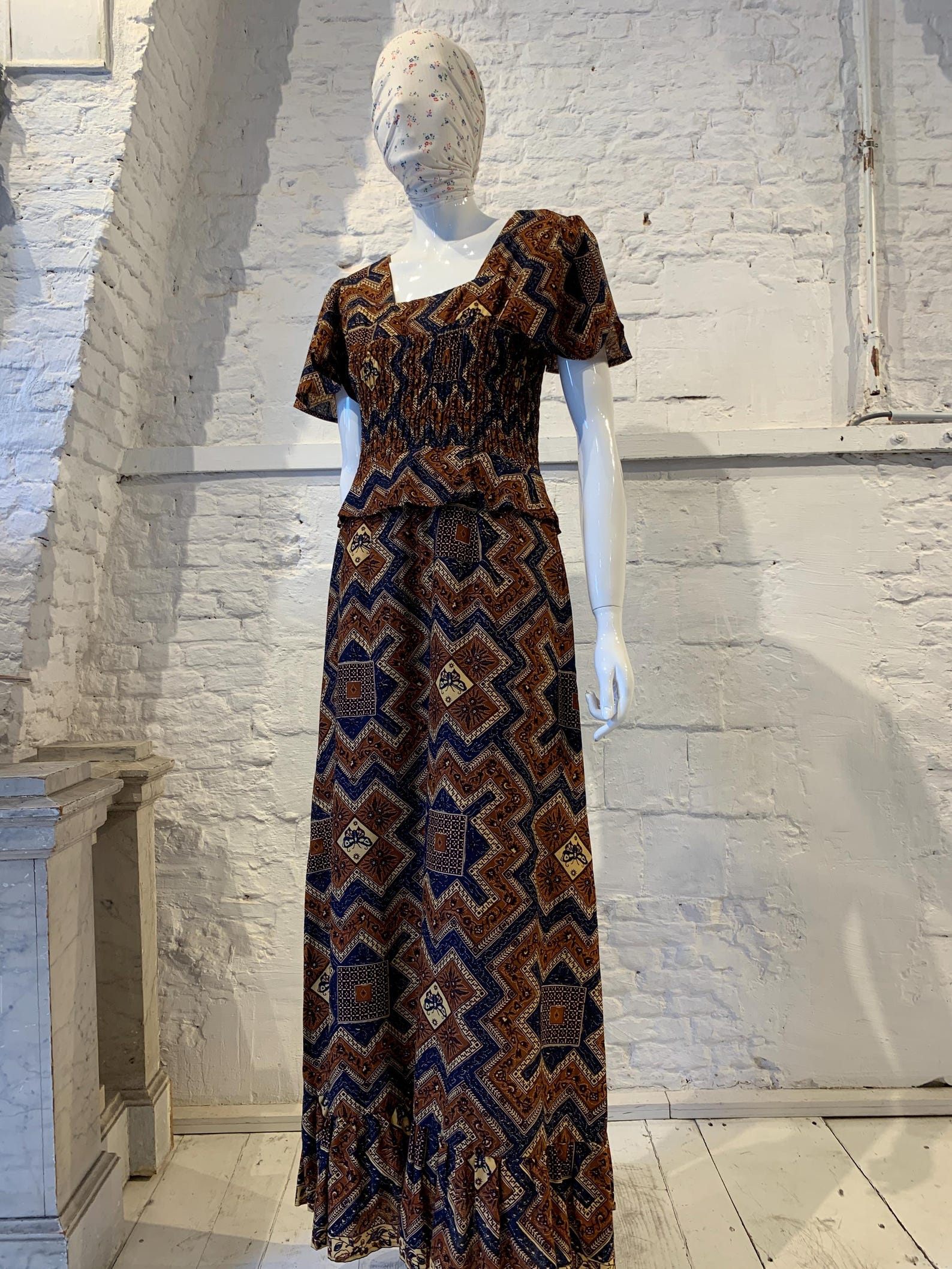 Vintage 70s Floral Maxi Dress, Smocked Bodice, Angel Sleeve - Etsy