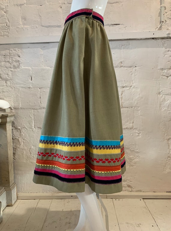 Vintage folk Scandinavian applique skirt....prairi