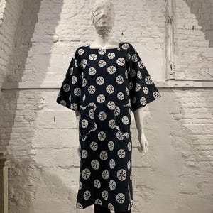 Vintage jaren 1970 Marimekko Finland Suomi bloemen folk kaftan jurk met kimonomouwen