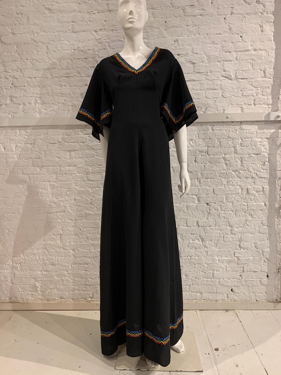 folklore maxi dress Sojourn ~ Folklore Maxi
