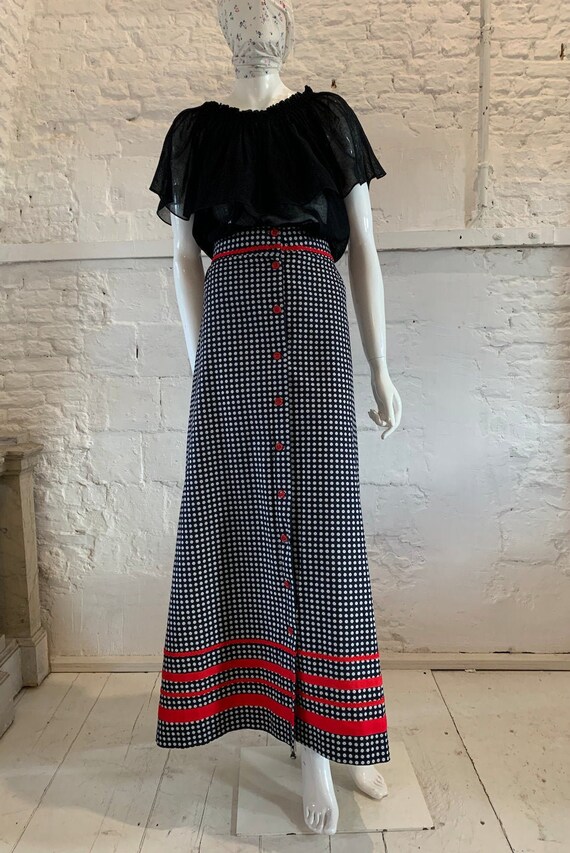 Vintage 1970s floral cotton prairie maxi skirt....