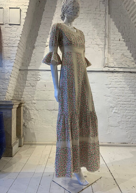 bell sleeve 70s dress