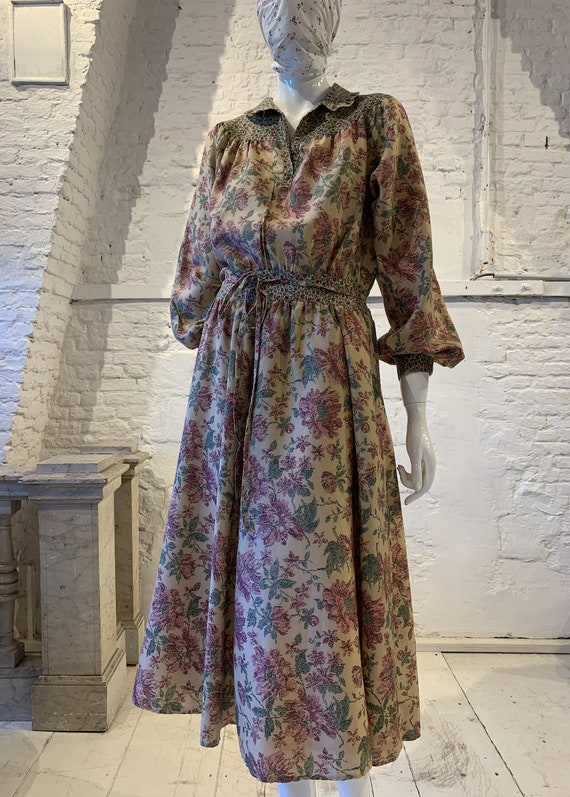 Vintage 1970s/80s Prairie Floral Frilly Collar Cotton Mix Dress 