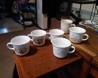 Mixed set/Corelle and Corning coffee cups