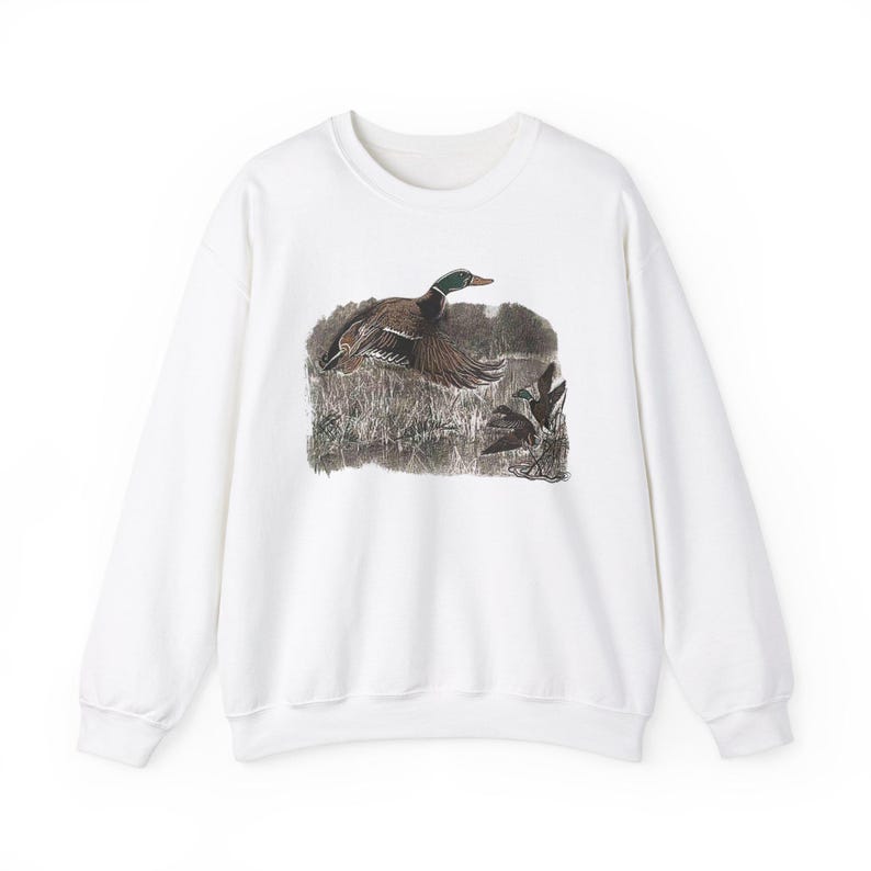 Sudadera vintage de cuello redondo con diseño de caza de patos: ropa retro para actividades al aire libre imagen 2