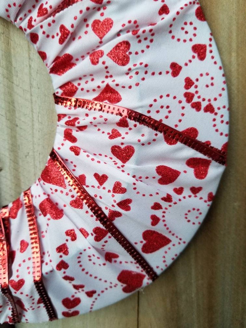 Valentine's Day Heart  Shaped Front Door décor Wreath Cute image 5