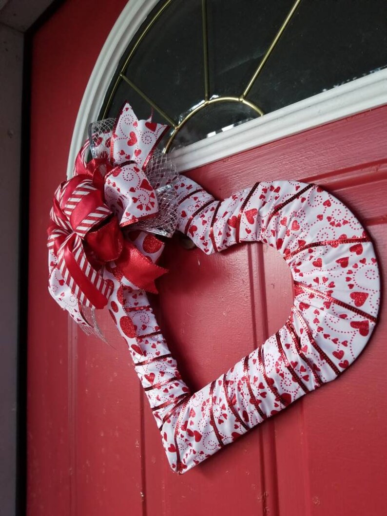 Valentine's Day Heart  Shaped Front Door décor Wreath Cute image 1