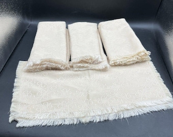 Set of 7 Vintage Damask Jacquard Napkins 18.5x16 Rectangle Floral Cream/Ivory