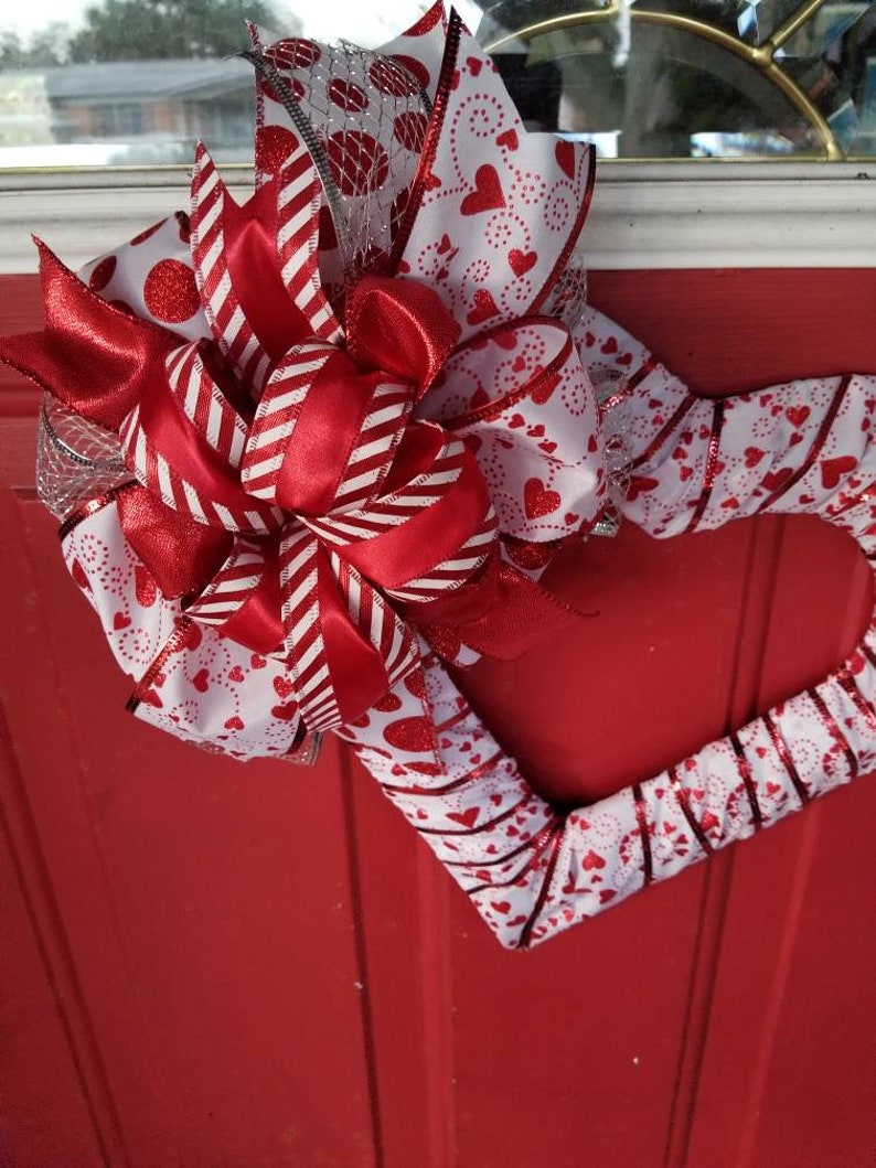 Valentine's Day Heart  Shaped Front Door décor Wreath Cute image 4