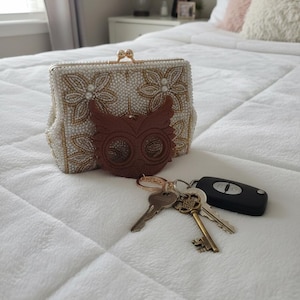 Large Animal Keychain Owl Lovers Unique Gift Kitty Cat Skull Keychain Handmade Accessory Backpack Charm Resin Wildlife Bold Design Statement