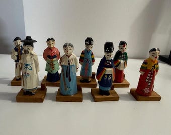Vtg Korean Traditional Dress Hand Carved Wood Figurines Place Card Holders