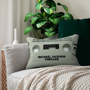 Cojín decorativo retro con diseño de casete de Thriller de Michael Jackson - Cojín lumbar de Michael Jackson imagen 4