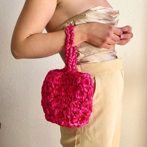Knotentasche, Satintasche, Bucket Bag, Hochzeitsgästetasche, kleine Partytasche, Handtasche, Bucket Bag, handgemachte Tasche