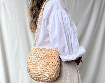 Bucket bag, Evening shoulder bag, knot bag, statement handbag, satin shoulder bag, satin purse, evening bag, unique bag, champagne clutch