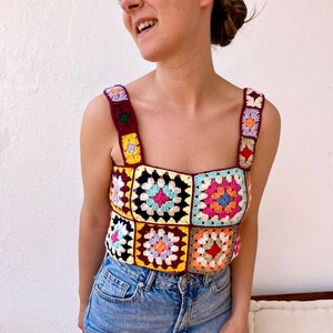 Boho retro top, gebreide gehaakte top, patchwork top, oma gehaakte top, madeliefje crop top, jaren '70 top, gehaakte festival top, Afghaanse top, tanktop