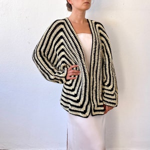 Oversized cardigan women, black kimono robe, striped cardigan, slouchy sweater, black and white cardigan, lightweight cardigan short kimono Beige-black