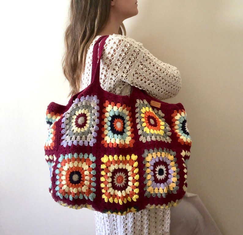 Crochet bag, burgundy bag, knit tote bag, crochet shoulder bag, granny square bag, retro crochet bag, handmade bag, woven bag, crochet purse image 5