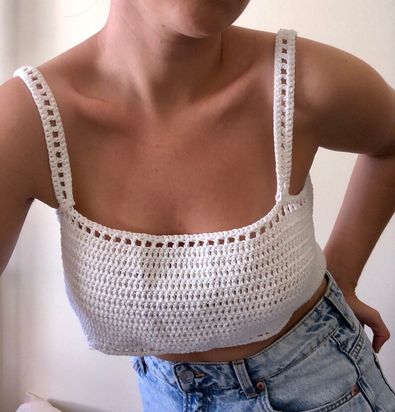 Haut tricoté court, Crop top gris, haut en coton gris, bralette grise, t-shirt court au crochet, haut crochet, haut tube gris image 5