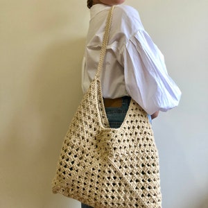 Hobo bag, crossbody shoulder bag, Crochet bag, Woven bag, beach large bag, everyday bag, retro bag, Granny square bag, straw bag, tote bag image 4