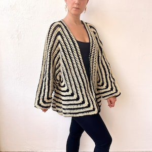 Oversized cardigan women, black kimono robe, striped cardigan, slouchy sweater, black and white cardigan, lightweight cardigan short kimono image 2