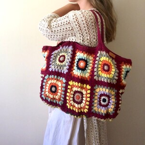 Crochet bag, burgundy bag, knit tote bag, crochet shoulder bag, granny square bag, retro crochet bag, handmade bag, woven bag, crochet purse image 3