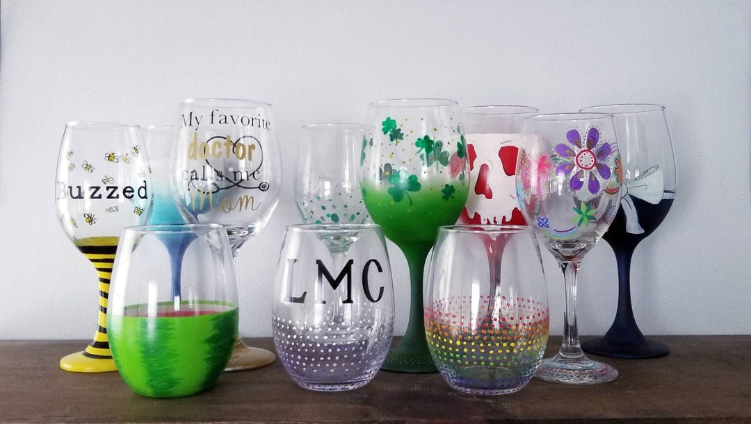 Painted Wine Glasses, Pretty Wine Glass, Patriotic Gift, Hand Painted, Wine  Glass Set, Wine Lover Gift, Personalized Gift 