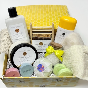 Mother's Day Spa Gift Box, Luxe Relaxation Pamper Set for Mom, Mother's Day Gift, Wellness Gift, Selfcare Gift